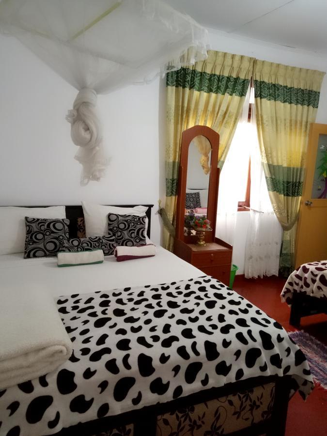 Tunnel Gap Homestay Элла Экстерьер фото